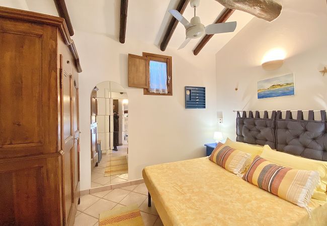 Apartment in Sperlonga - Tiny apartment with sea view Apartment in Sperlonga - Tiny apartment with sea view