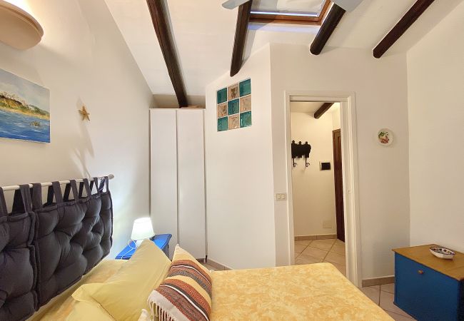 Apartment in Sperlonga - Tiny apartment with sea view