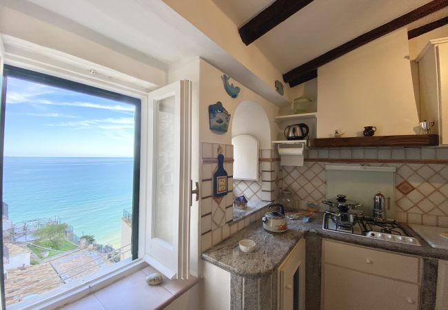 Apartment in Sperlonga - Tiny apartment with sea view Apartment in Sperlonga - Tiny apartment with sea view