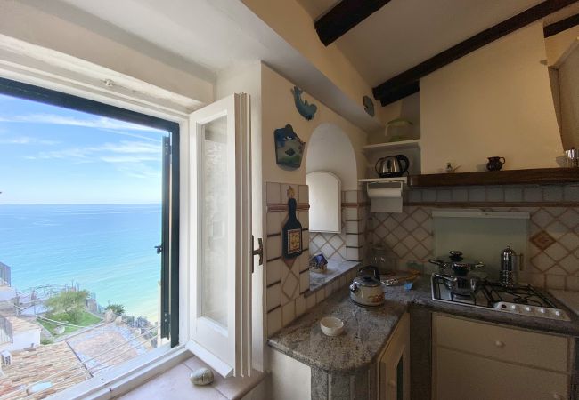 Apartment in Sperlonga - Tiny apartment with sea view Apartment in Sperlonga - Tiny apartment with sea view