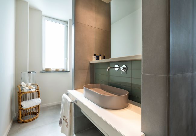 Villa in Stazzo - Lxury seafront villa with pool set in Stazzo, Sicily Villa in Stazzo - Lxury seafront villa with pool set in Stazzo, Sicily