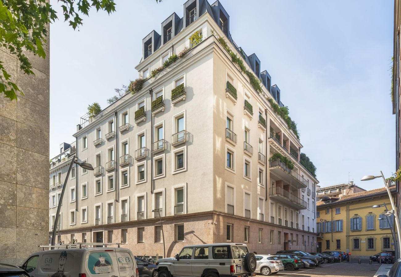 Apartment in Milan - Brera Garden View Apartment R&R