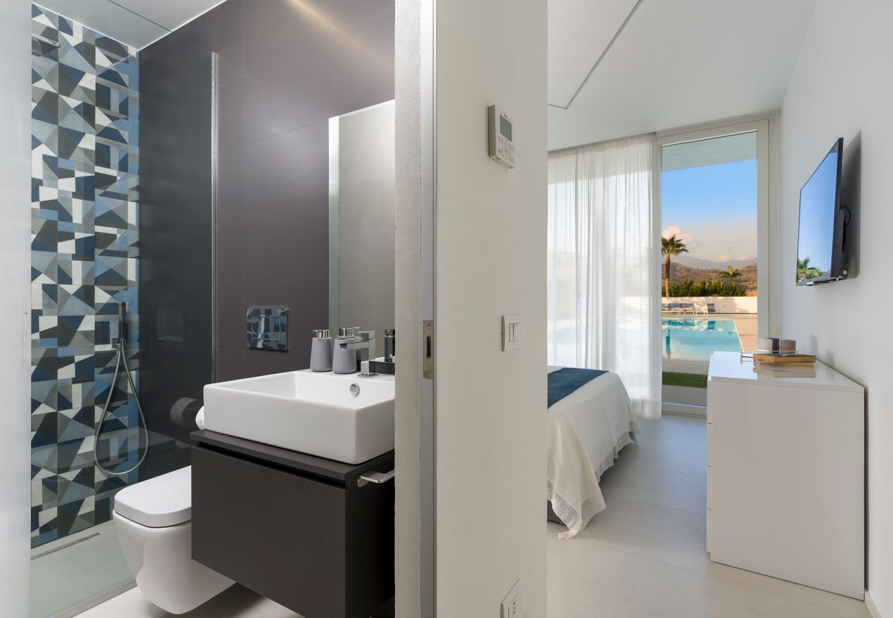 Villa in Calatabiano - Luxury pool villa near Taormina, Sicily