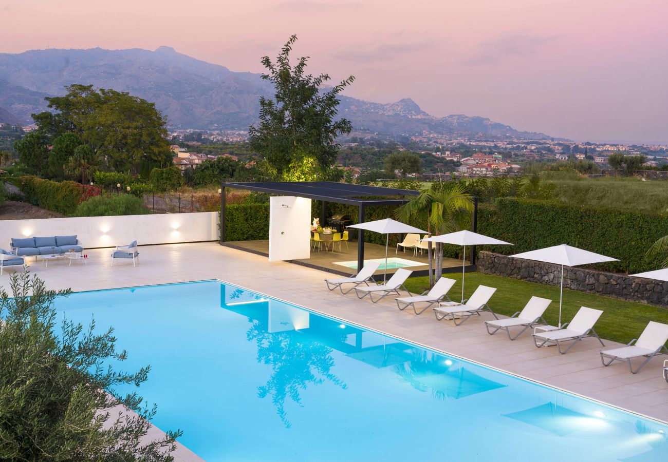 Villa in Calatabiano - Luxury pool villa near Taormina, Sicily