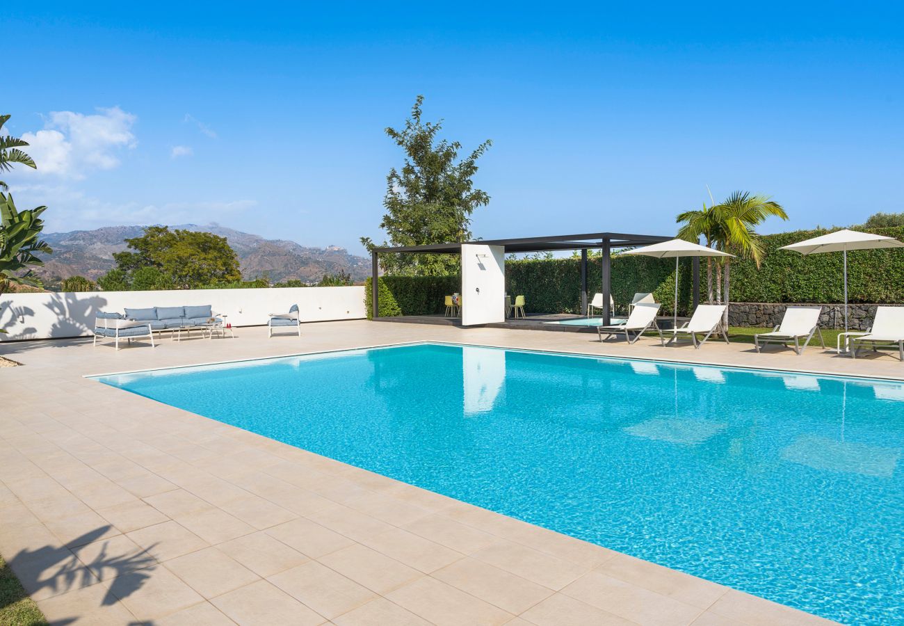 Villa in Calatabiano - Luxury pool villa near Taormina, Sicily