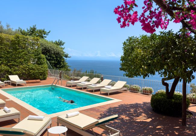 Villa in Amalfi - Villa Bijoux - Luxury Villa Sea View  Villa in Amalfi - Villa Bijoux - Luxury Villa Sea View