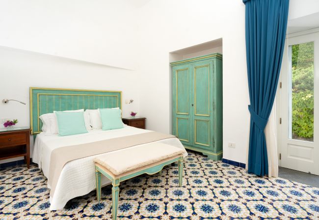 Villa in Amalfi - Villa Bijoux - Luxury Villa Sea View  Villa in Amalfi - Villa Bijoux - Luxury Villa Sea View