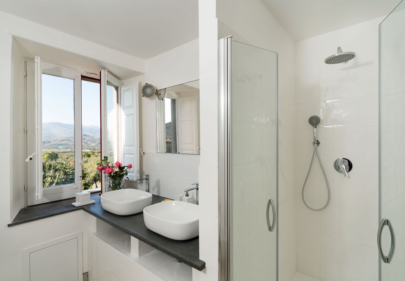 Villa in Castiglione di Sicilia - Exclusive pool villa near Castiglione di Sicilia, Etna