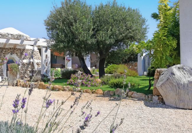 Villa in Torricella - Sea villa with private pool located in Torre Ovo, Apulia