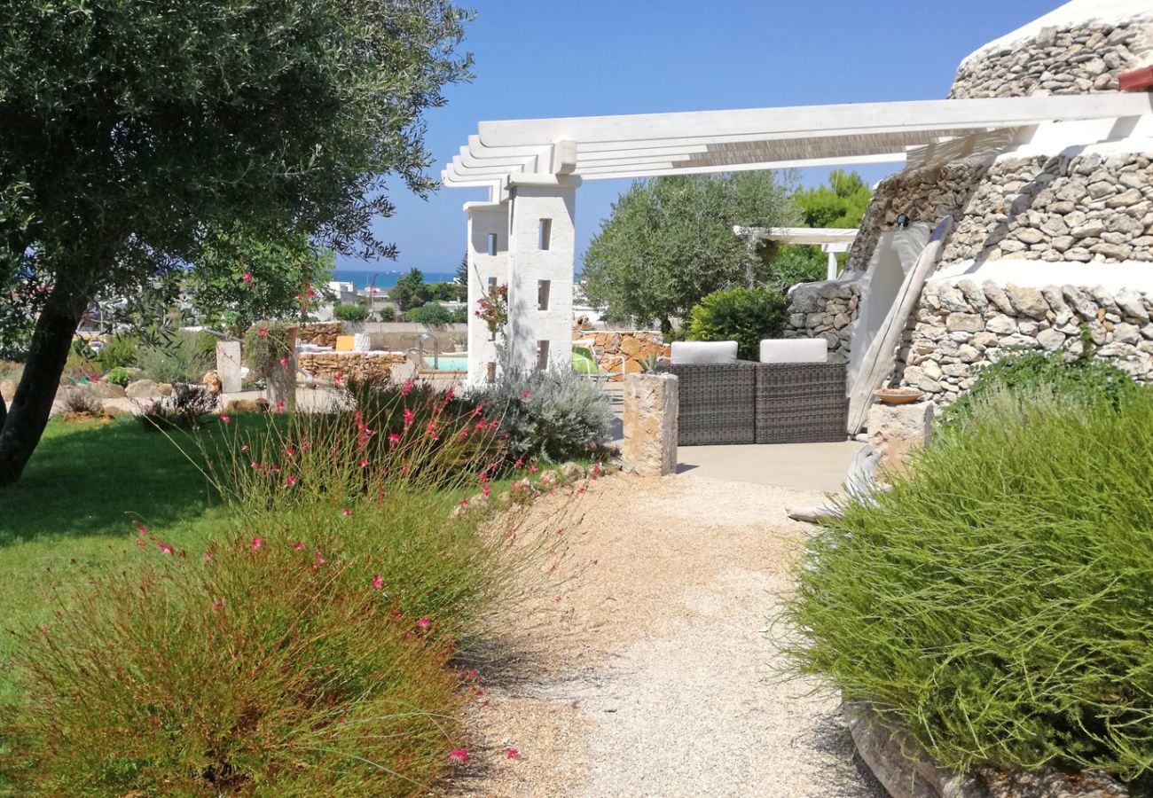 Villa in Torricella - Sea villa with private pool located in Torre Ovo, Apulia
