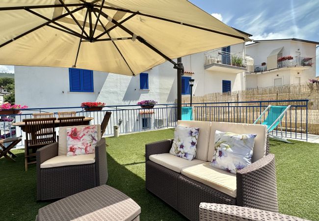 Apartment in Sperlonga - Casa with terrace overlooking the sea and parking space Apartment in Sperlonga - Casa with terrace overlooking the sea and parking space