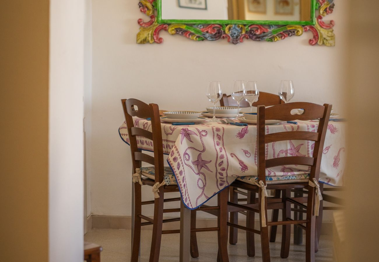 Apartment in Sperlonga - Casa with terrace overlooking the sea and parking space