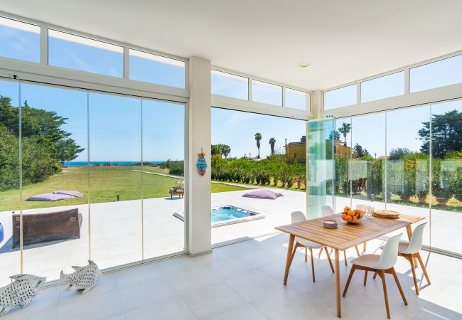 Villa/Dettached house in Avola - Seafront Villa  in Avola, Sicily
