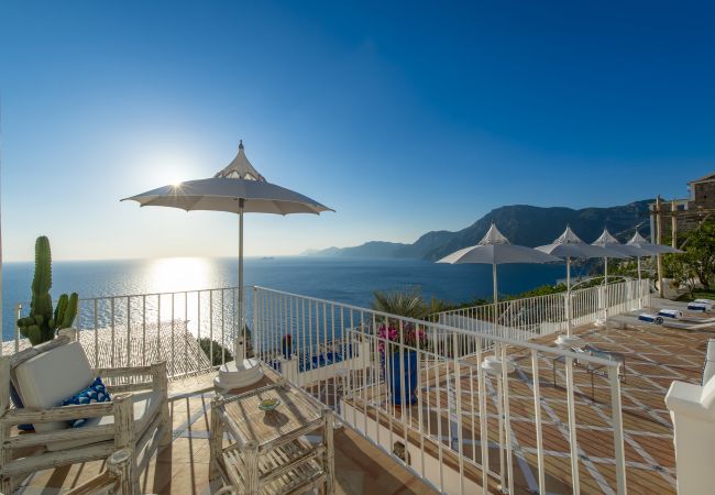 Villa in Praiano - Luxury Villa Malika - Breathtaking view of Capri and Positano Villa in Praiano - Luxury Villa Malika - Breathtaking view of Capri and Positano