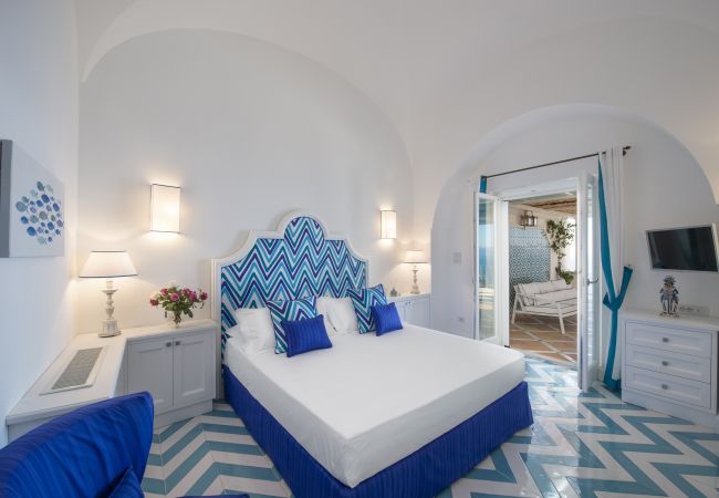 Villa in Praiano - Luxury Villa Malika - Breathtaking view of Capri and Positano Villa in Praiano - Luxury Villa Malika - Breathtaking view of Capri and Positano