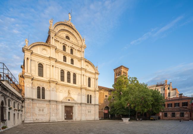 Apartment in Venezia - Lion Palace Deluxe R&R Apartment in Venezia - Lion Palace Deluxe R&R