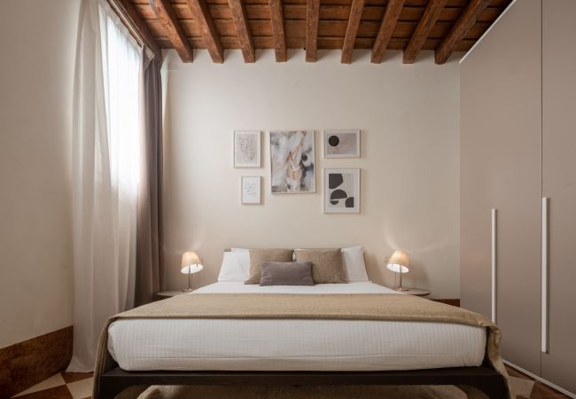 Apartment in Venezia - Lion Palace Deluxe R&R Apartment in Venezia - Lion Palace Deluxe R&R