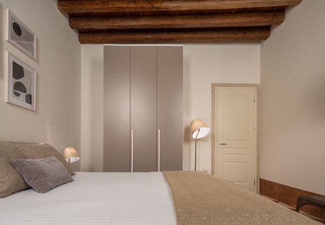 Apartment in Venezia - Lion Palace Deluxe R&R Apartment in Venezia - Lion Palace Deluxe R&R