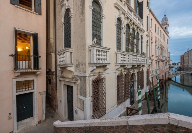 Apartment in Venezia - Lion Palace Suite Terrace R&R Apartment in Venezia - Lion Palace Suite Terrace R&R