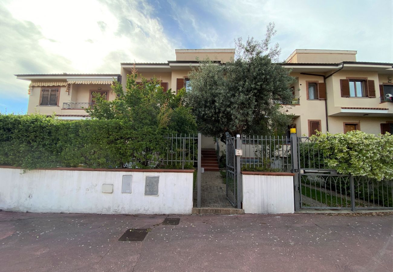 Villa in Sperlonga - Comfortable villa 200 meters from the sea