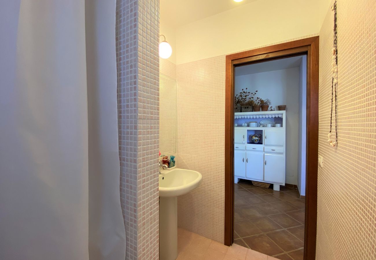 Villa in Sperlonga - Comfortable villa 200 meters from the sea