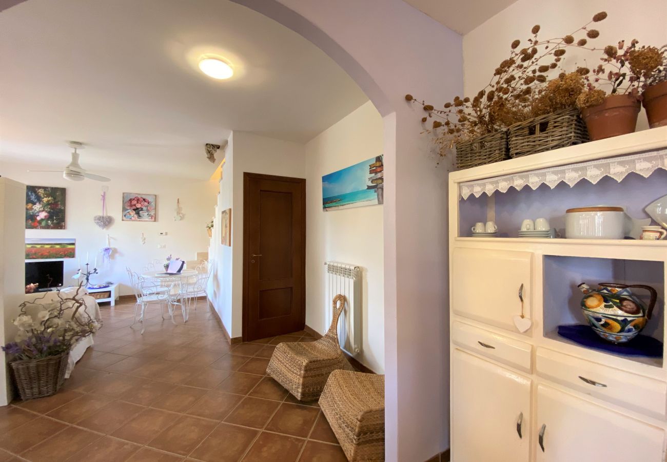 Villa in Sperlonga - Comfortable villa 200 meters from the sea
