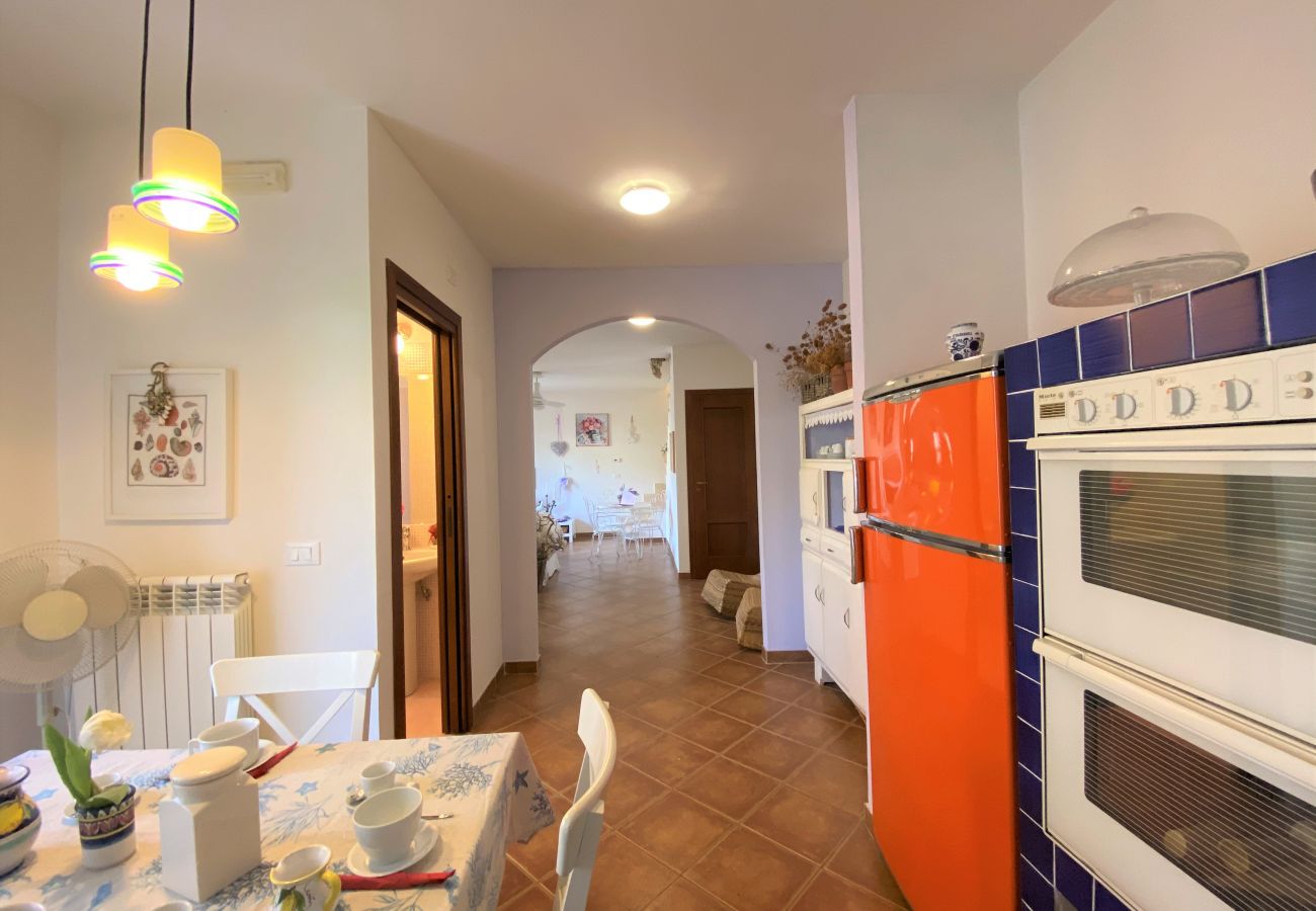 Villa in Sperlonga - Comfortable villa 200 meters from the sea