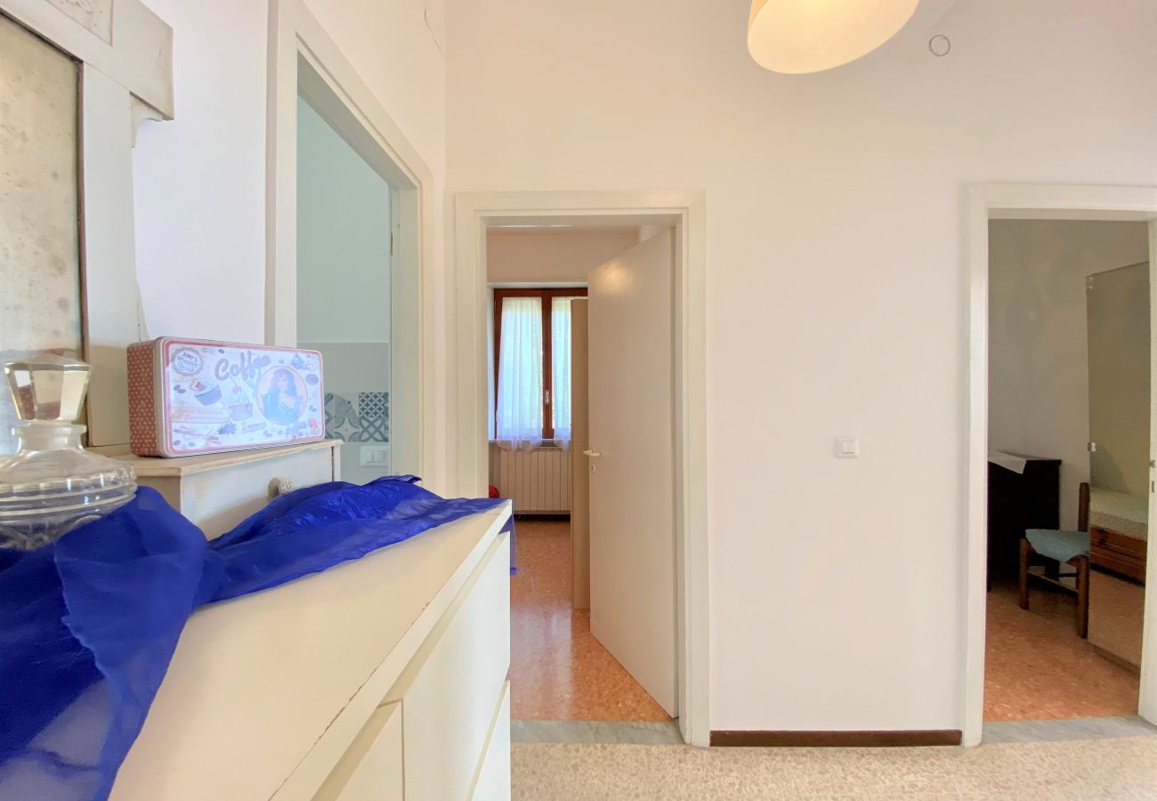 Apartment in Sperlonga - Panoramic Apartment with Parking Space in the Historic Center 