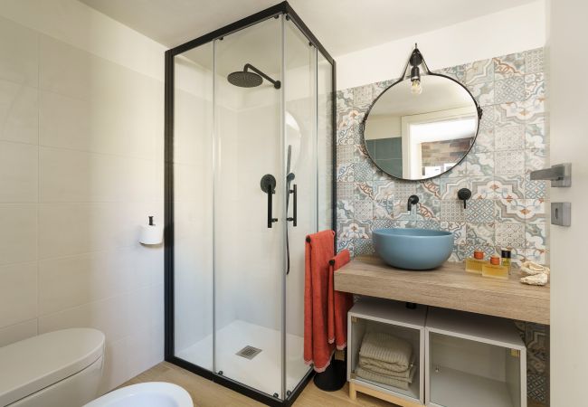 House in Siracusa - Sea front villa ,direct access to the rocky beach, Siracusa, Sicily House in Siracusa - Sea front villa ,direct access to the rocky beach, Siracusa, Sicily