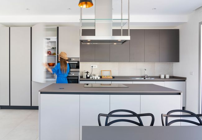 Villa in Siracusa - Luxury sea front villa with pool, Plemmirio, Syracuse Villa in Siracusa - Luxury sea front villa with pool, Plemmirio, Syracuse