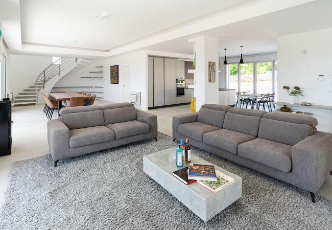 Villa in Siracusa - Luxury sea front villa with pool, Plemmirio, Syracuse Villa in Siracusa - Luxury sea front villa with pool, Plemmirio, Syracuse