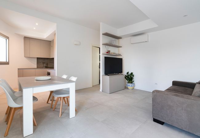 Villa in Siracusa - Luxury sea front villa with pool, Plemmirio, Syracuse Villa in Siracusa - Luxury sea front villa with pool, Plemmirio, Syracuse