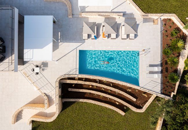 Villa in Siracusa - Luxury sea front villa with pool, Plemmirio, Syracuse Villa in Siracusa - Luxury sea front villa with pool, Plemmirio, Syracuse