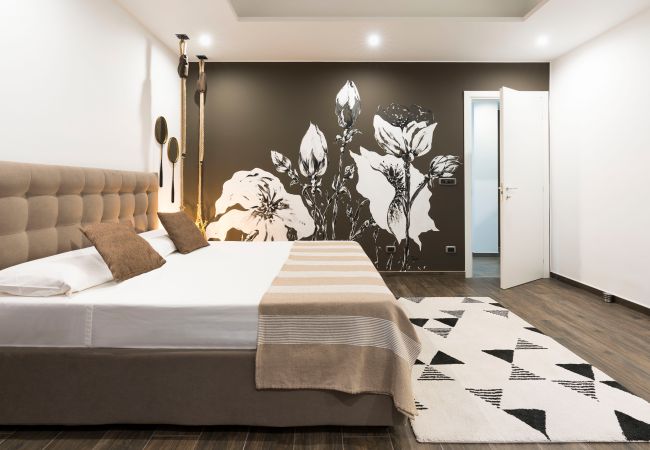 Villa in Siracusa - Luxury  villa with pool, Jacuzzi and direct access to the sea, Di Casa In SIcilia Villa in Siracusa - Luxury  villa with pool, Jacuzzi and direct access to the sea, Di Casa In SIcilia