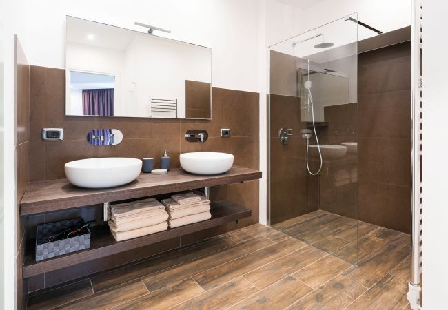 Villa in Siracusa - Luxury  villa with pool, Jacuzzi and direct access to the sea, Di Casa In SIcilia Villa in Siracusa - Luxury  villa with pool, Jacuzzi and direct access to the sea, Di Casa In SIcilia