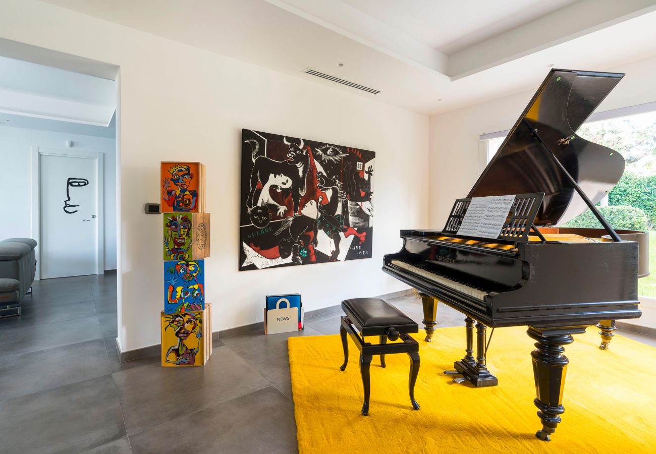 Villa in Syracuse - Luxury  villa with pool, Jacuzzi and direct access to the sea, Di Casa In Sicilia