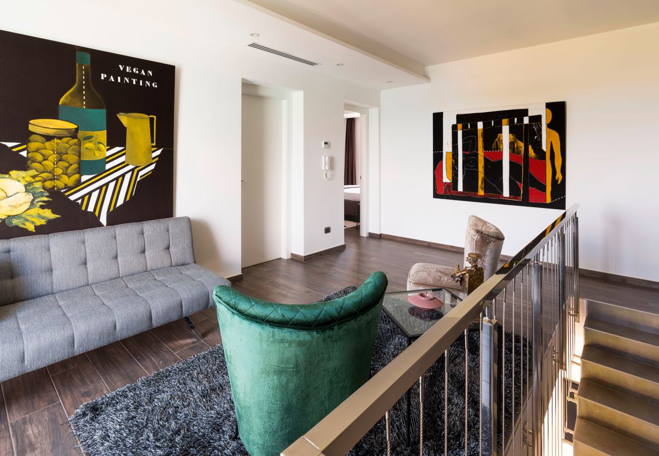 Villa in Syracuse - Luxury  villa with pool, Jacuzzi and direct access to the sea, Di Casa In Sicilia