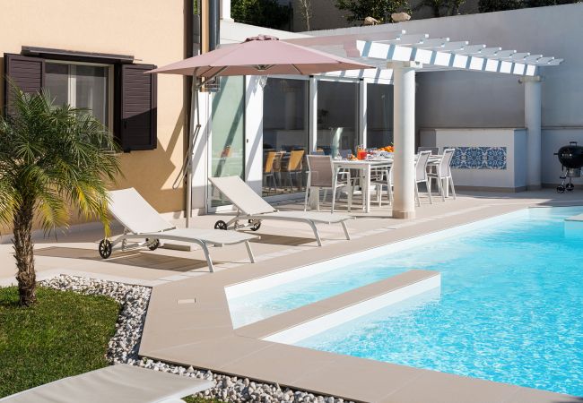 Villa in Castelmola - Pool villa in Castelmola, Taormina, Sicily Villa in Castelmola - Pool villa in Castelmola, Taormina, Sicily