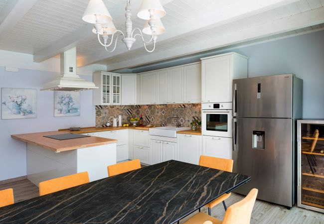 Villa in Castelmola - Pool villa in Castelmola, Taormina, Sicily Villa in Castelmola - Pool villa in Castelmola, Taormina, Sicily