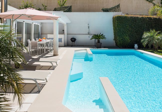 Villa in Castelmola - Pool villa in Castelmola, Taormina, Sicily Villa in Castelmola - Pool villa in Castelmola, Taormina, Sicily