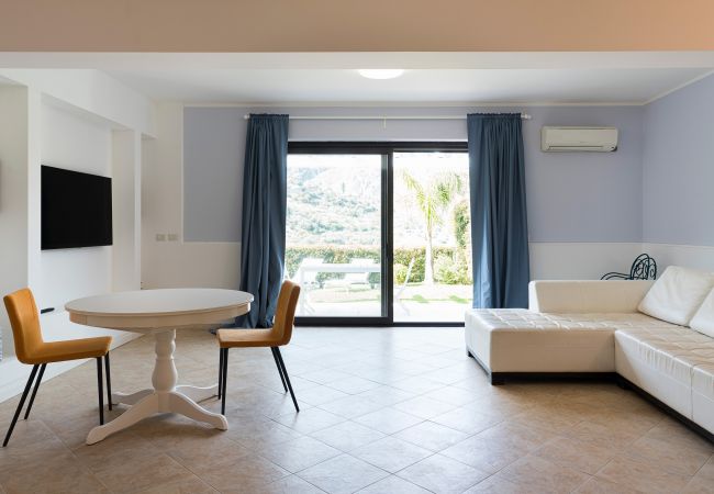 Villa in Castelmola - Pool villa in Castelmola, Taormina, Sicily Villa in Castelmola - Pool villa in Castelmola, Taormina, Sicily