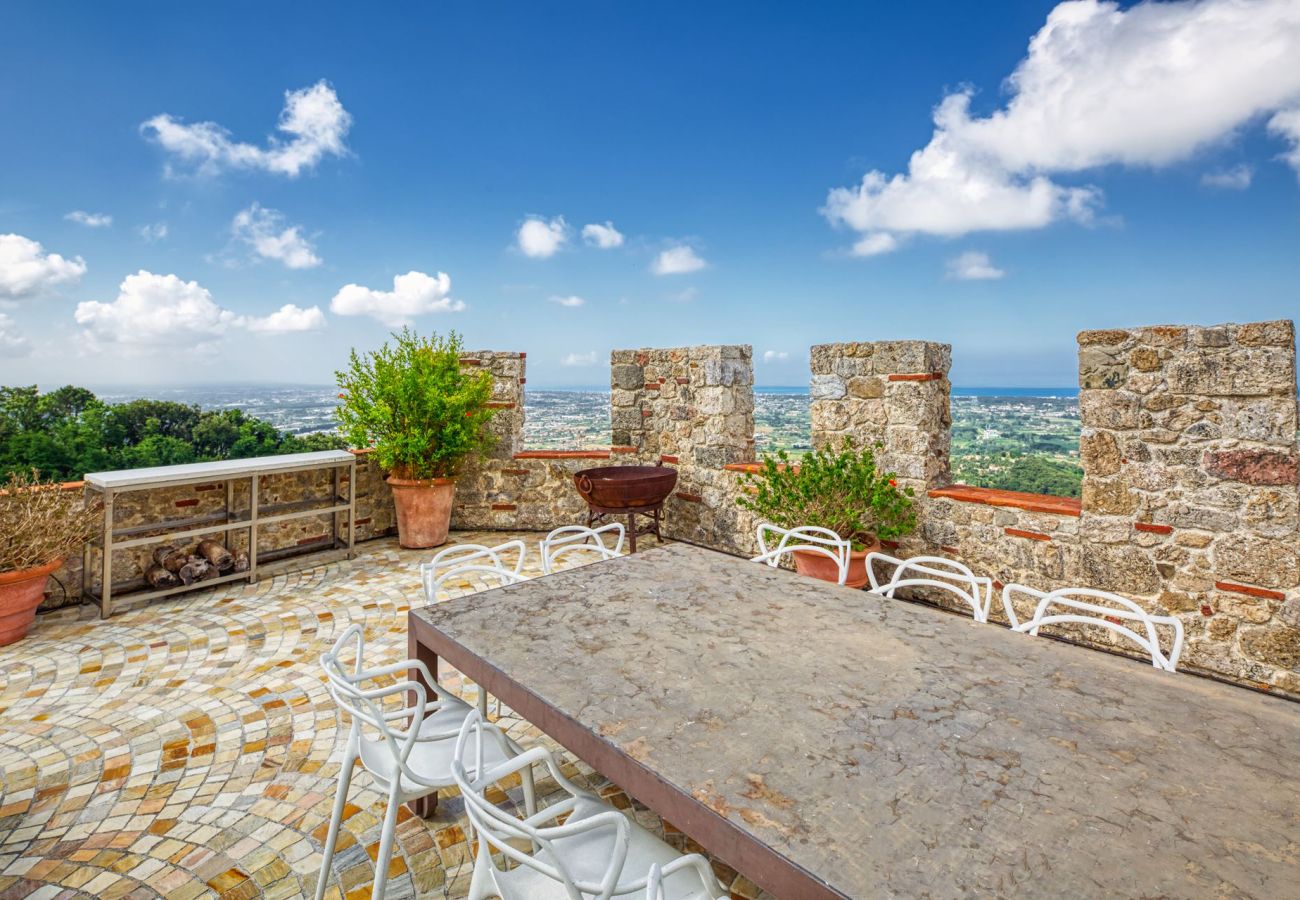 Villa in Camaiore - Villa with heated pool and amazing view, Camaiore