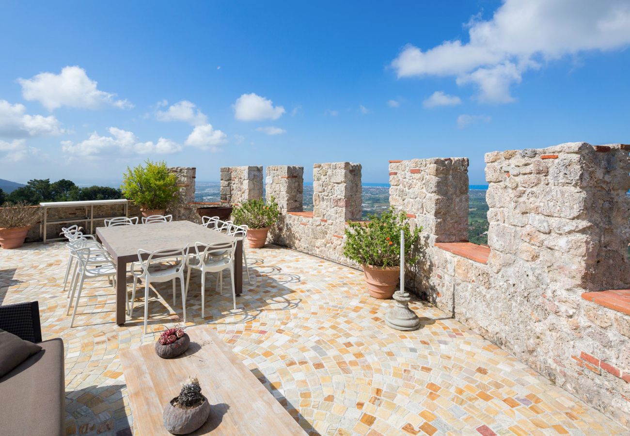 Villa in Camaiore - Villa with heated pool and amazing view, Camaiore