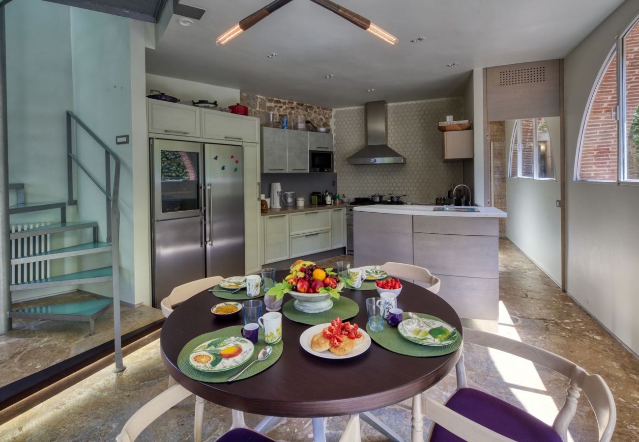 Villa in Camaiore - Villa with heated pool and amazing view, Camaiore