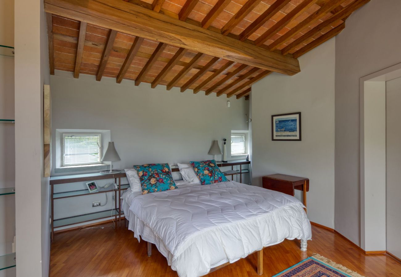 Villa in Camaiore - Villa with heated pool and amazing view, Camaiore