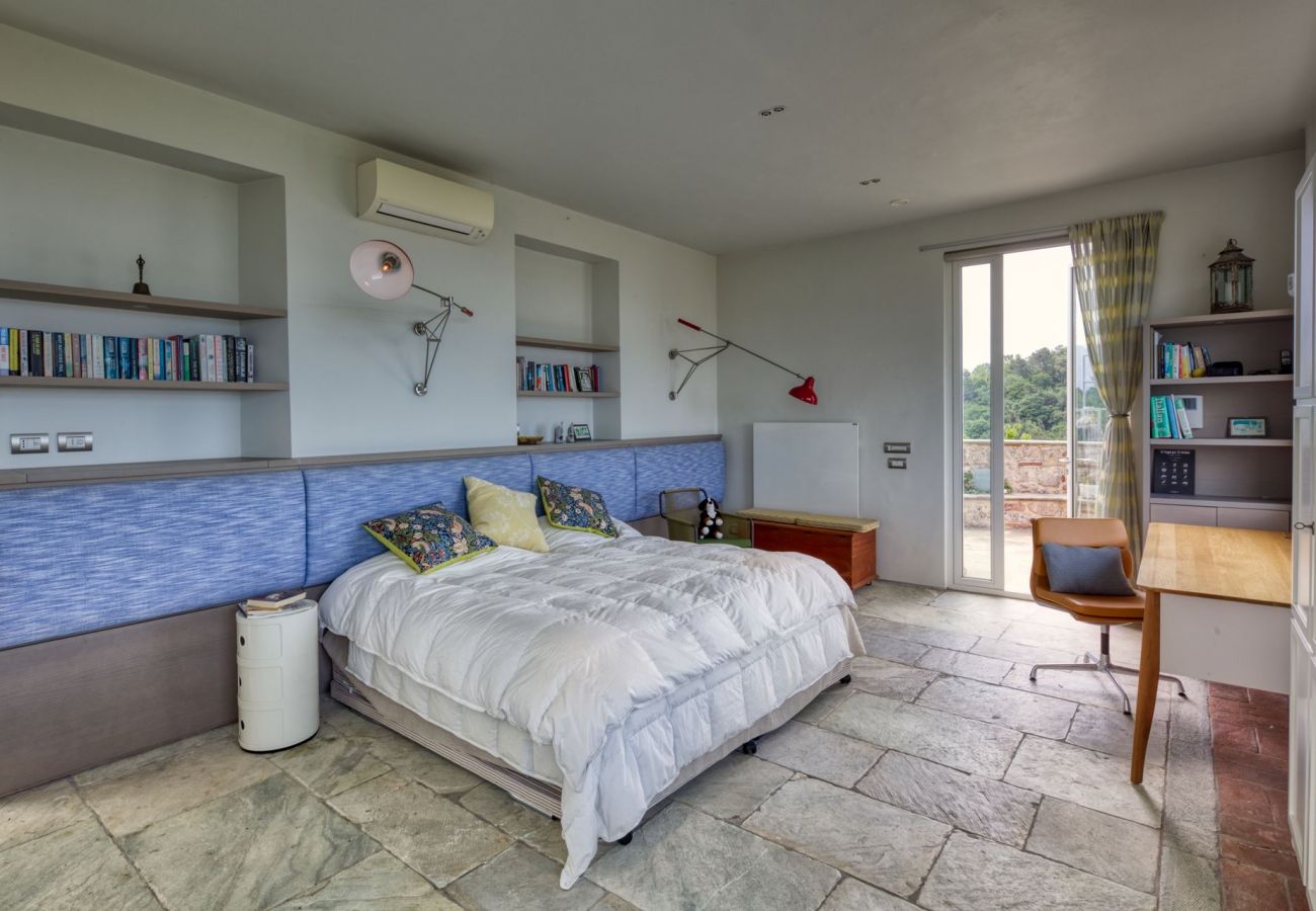 Villa in Camaiore - Villa with heated pool and amazing view, Camaiore