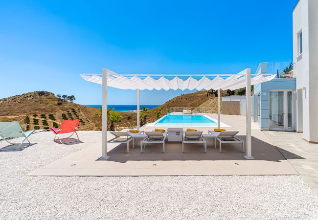 Villa in Montallegro - Luxury villa with pool, sea view, Bovo Marina, Sicily Villa in Montallegro - Luxury villa with pool, sea view, Bovo Marina, Sicily