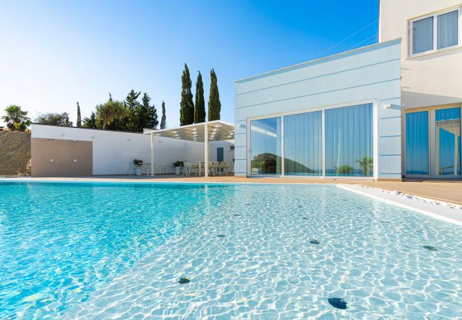 Villa in Montallegro - Luxury villa with pool, sea view, Bovo Marina, Sicily Villa in Montallegro - Luxury villa with pool, sea view, Bovo Marina, Sicily