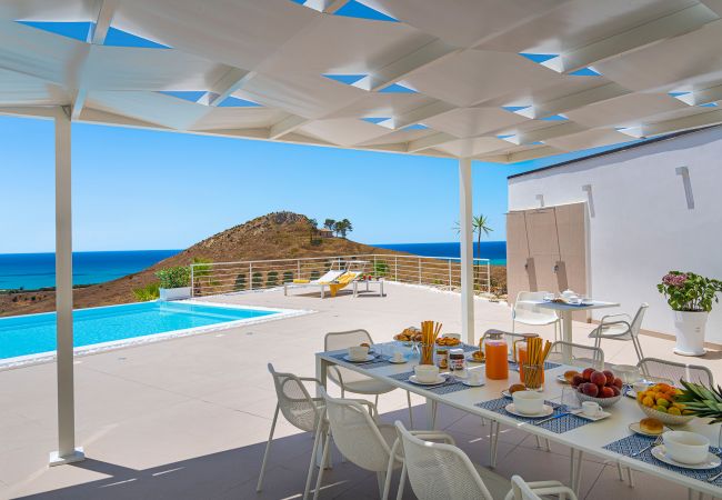 Villa in Montallegro - Luxury villa with pool, sea view, Bovo Marina, Sicily Villa in Montallegro - Luxury villa with pool, sea view, Bovo Marina, Sicily