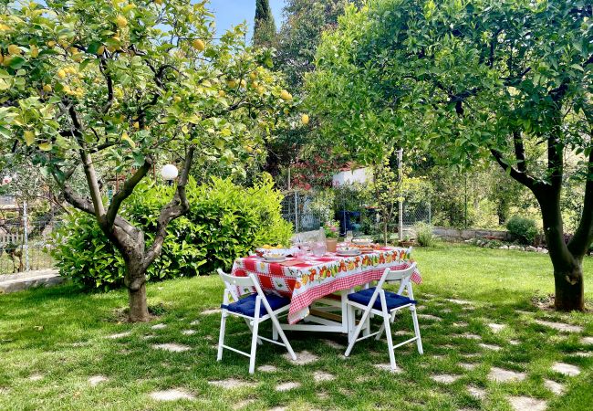 Villa in Sperlonga - Villa surrounded by greenery 200 meters from the sea